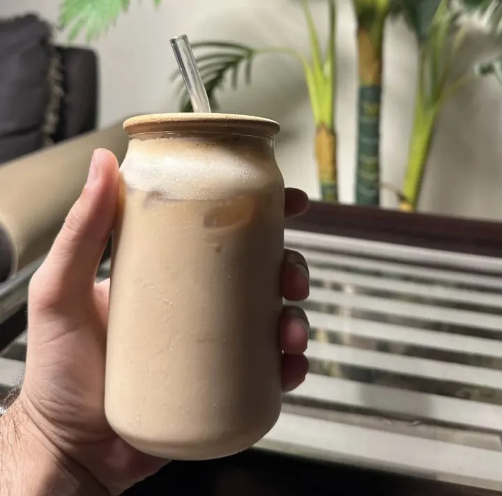 Juice%20Glass%20with%20straw%20%7C%20%201PC%20AIR%20TIGHT%20STRAW%20JUICE%20JAR%20%7C%20540Ml%20,%20EPG61/L1%20%20%7C%20%20HIGH%20QUALITY%20BOROSILICATE%20MADE%20Glass%20%7C%20light%20in%20weigh%20%7C%20can%20use%20in%20everyday%20drink%20-%20Image%202