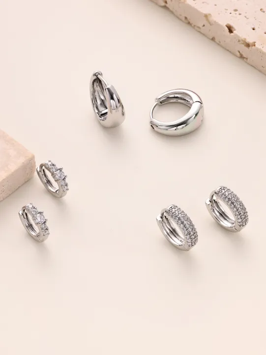 3%20Pairs%20Small%20Gold%20Hoop%20Earrings%20Set%20for%20Women,%2014K%20Gold%20Plated%20Huggie%20Hoop%20Earrings%20for%20Multiple%20Piercing%20Dainty%20Hoop%20Earrings%20-%20Image%206