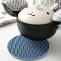 Table mat tool multifunctional kitchen silicone tableware mat, round anti slip and heat-resistant coffee cup coaster, pot holder. 