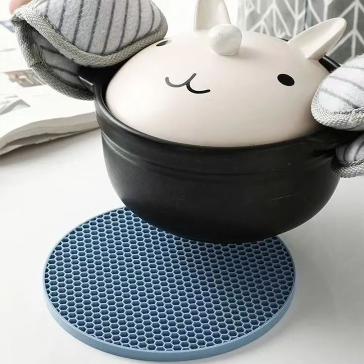 Table%20mat%20tool%20multifunctional%20kitchen%20silicone%20tableware%20mat,%20round%20anti%20slip%20and%20heat-resistant%20coffee%20cup%20coaster,%20pot%20holder%20-%20Image%206