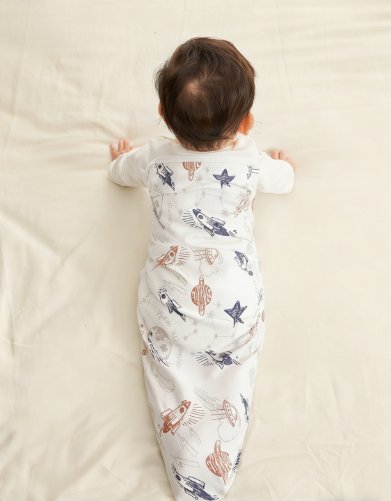 Cartoon%20Graphic%20Baby%20Swaddling%20Blanket%20-%20Image%202