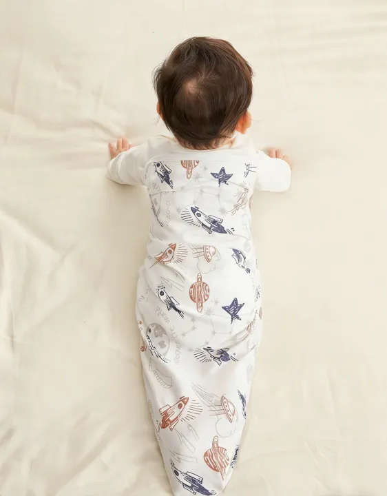 Cartoon%20Graphic%20Baby%20Swaddling%20Blanket%20-%20Image%202