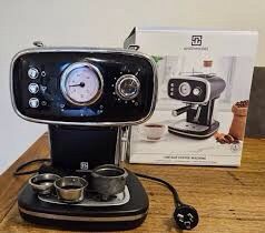 Espresso coffee machine
