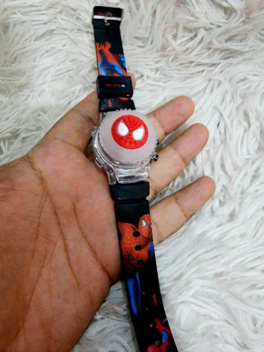 KIds%20watch%20spinner%20lighting%20spiderman%20cool%20fun%20watch%20-%20Image%204