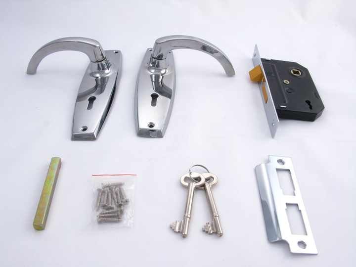 High%20Security%20Door%20Lock%20set%20with%20latch%20bolt%20Lock%20set%20Lock%20case%20lock%20handle%20-%20Image%2010