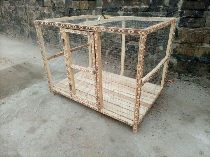Big%20Wooden%20Bird%20Cage%20Very%20Beautiful%20(Size%2035%20x%2024%20x%2024%20inches)%20For%20Parrots%20Finches%20Poultry%20Chicken.%20Macaw%20-%20African%20Grey%20-%20Raw%20-%20Parrot%20-%20Canary%20-%20Finches%20-%20Gouldians%20-%20Budgies%20-%20Image%208