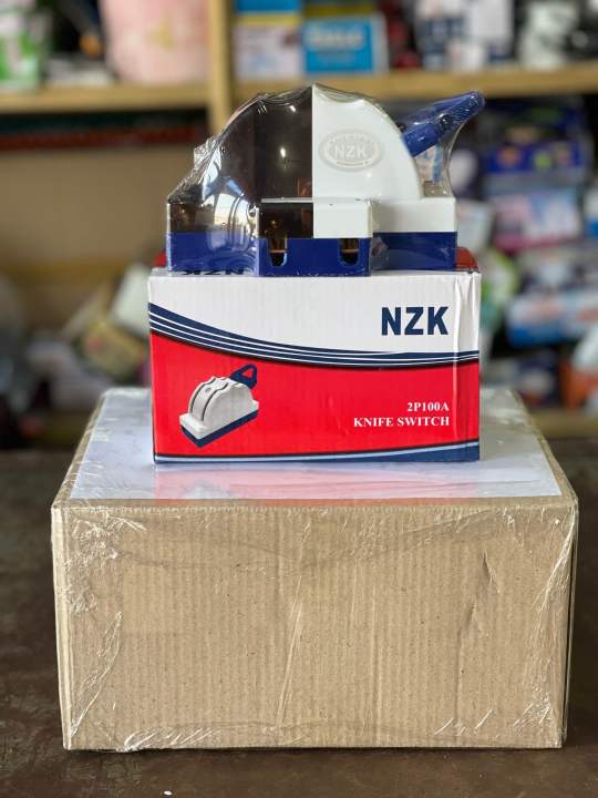 100A%20change-over%20switch%20for%202%20line%20or%201%20line%20and%20generator%20-%20Image%202