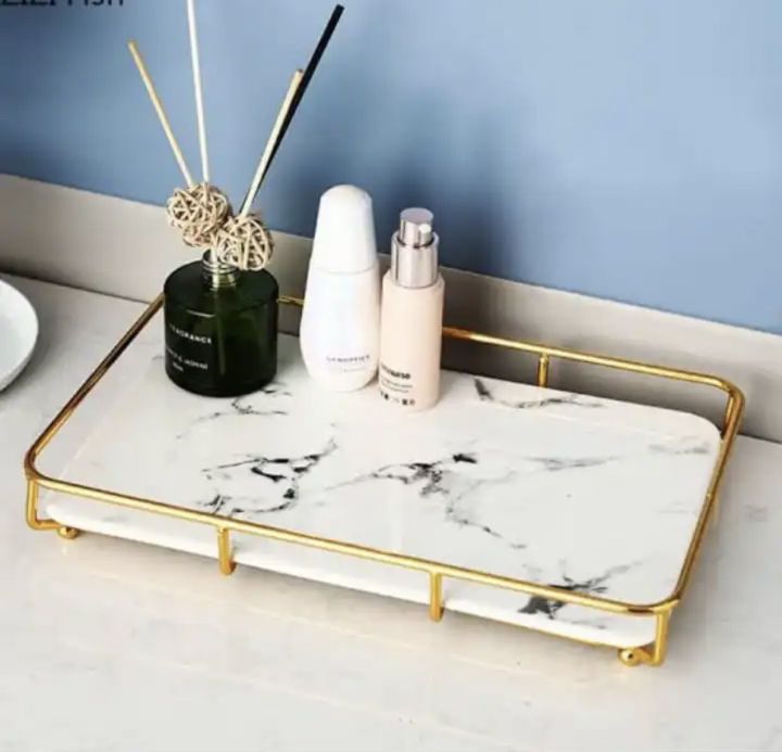 Vanity%20Organizer%20Tray%20with%20Polished%20metal%20%20Gold%20marble%20cover%20-%20Image%205