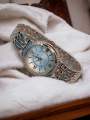 High-quality Fritillary Diamond Women's Watch Luxury Niche Light Luxury Simple Round Small Exquisite Elegant Bracelet Watch. 