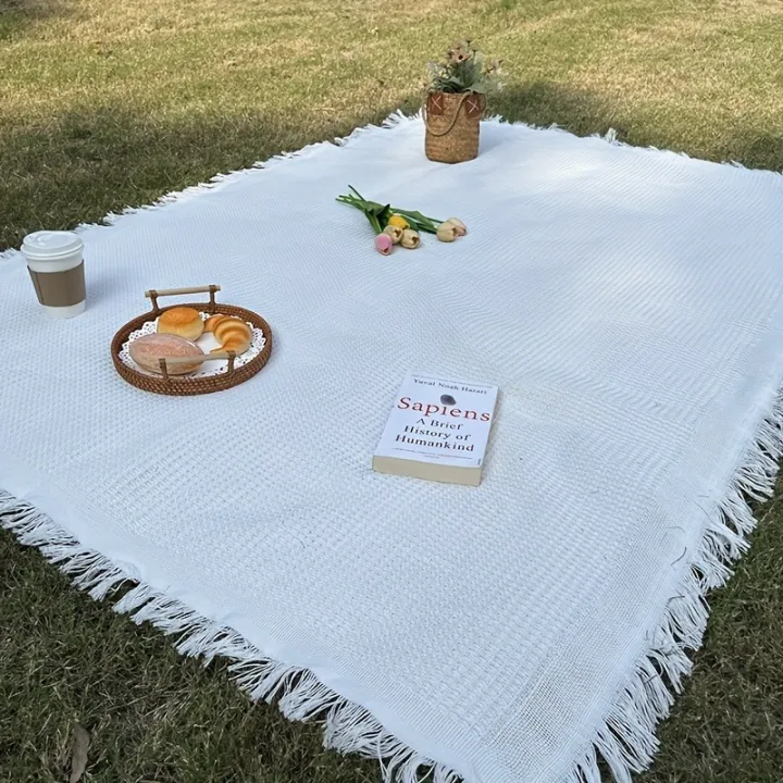 1pc%2090-150cm%20Moisture-proof%20Portable%20Mat%20Picnic%20Mat%20for%20Outdoor%20Camping%20Picnic%20Beach%20Outdoor%20Blanket%20-%20Perfect%20for%20Camping%20-%20Image%202