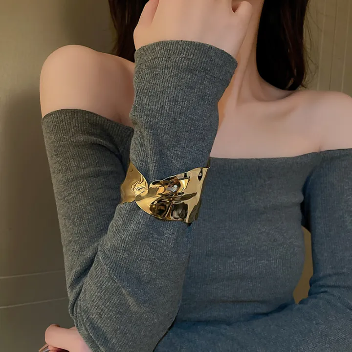 Metal%20Ring%20Multi-layer%20Geometric%20Alloy%20Bracelet%20For%20Women%20Exaggerated%20Cool%20Style%20Arm%20Ring%20Light%20Luxury%20Party%20Jewelry%20Accessories%20-%20Image%203