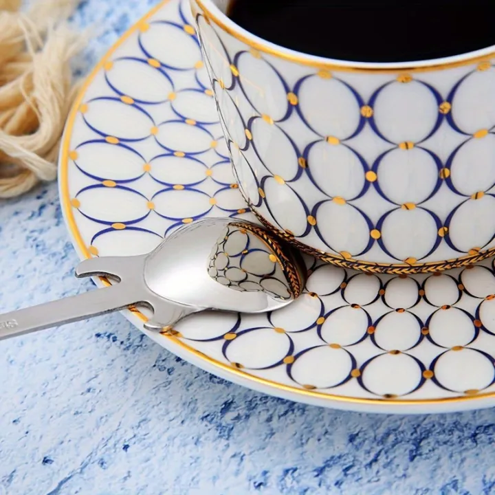 Guitar-Shaped%20Stainless%20Steel%20Spoon%20-%20Perfect%20for%20Coffee,%20Tea,%20Desserts%20%7C%20Durable,%20Stylish%20Tableware%20for%20Music%20Enthusiasts%20-%20Image%202