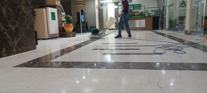 Per%20Square%20Feet%20For%20Cleaning%20And%20Polishing%20Old%20Marble%20Marble%20Cleaning%20-%20Image%202