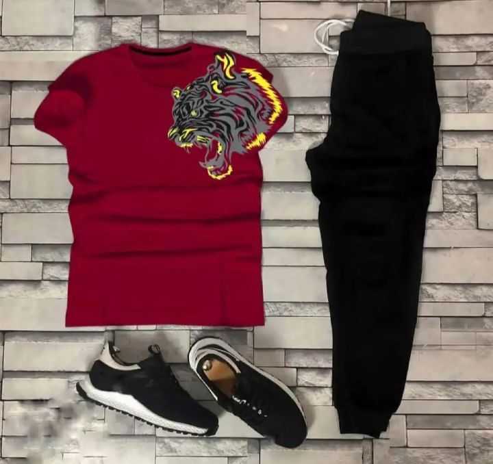 tracksuit%20for%20mens/lion%20printed%20tracksuit%20for%20mens%20-%20Image%203