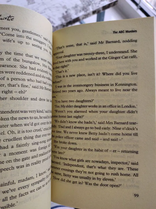 The%20ABC%20Murders%20by%20Agatha%20Christie%20-%20Yellow%20-Paperback%20-%20Image%204