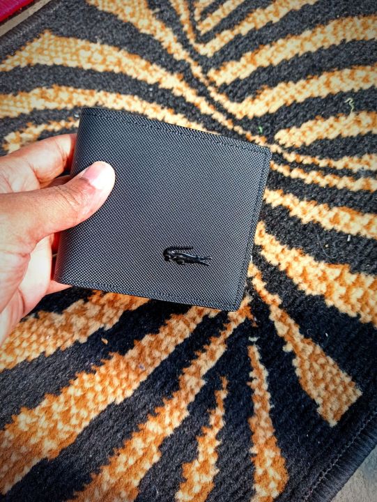 New%20Bi%20Fold%20Wallet%20With%20%20card%20holder%20slot%20and%20cash%20money%20chamber%20For%20Mens%20With%20full%20box%20-%20Image%205