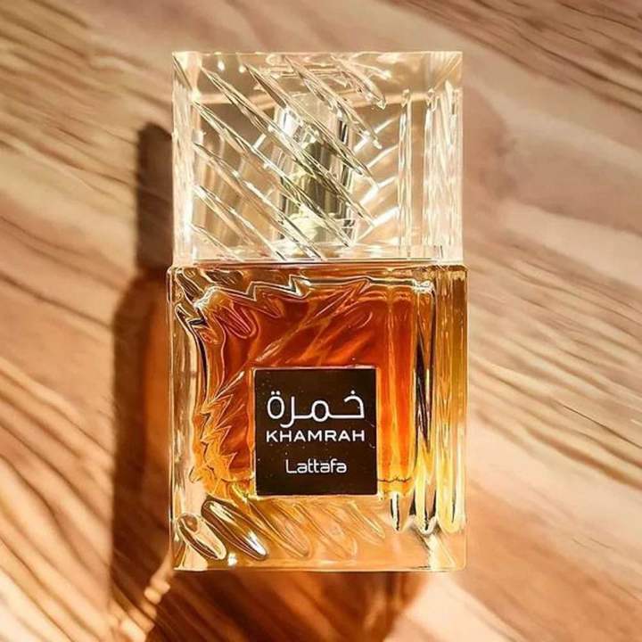 Khamrah%20Perfume%20by%20Lattafa%20100ml%20%7C%20Long%20Lasting%20Arabic%20Fragrance%20%7C%20Unisex%20Eau%20De%20Parfum%20%7C%20Premium%20Oriental%20Vanilla%20&%20Spice%20Scent%20-%20Image%204