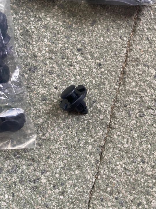 All%20Nissan%20wheel%20arch%20plastic%20clips%20Trana%20sylhy%20Tiida%20XTrail%20March%20Almera%20sunny%20Cefiro%20-%20Image%204