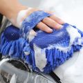 2Pcs Car Cleaning Brush Cleaner Tools Microfiber Car Washer Sponge Cleaning Washing Towel Auto Gloves Car Washing Accessories. 