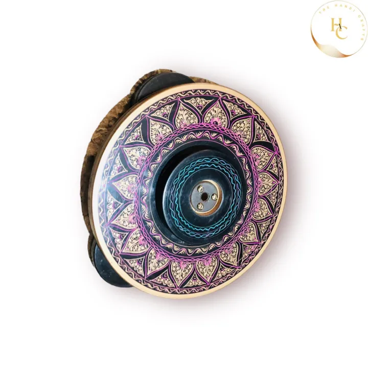 Handmade%20Wooden%20Lacquer%20Art%20Coffe%20Table%20(Nakshi%20Work)%20-%20Image%204