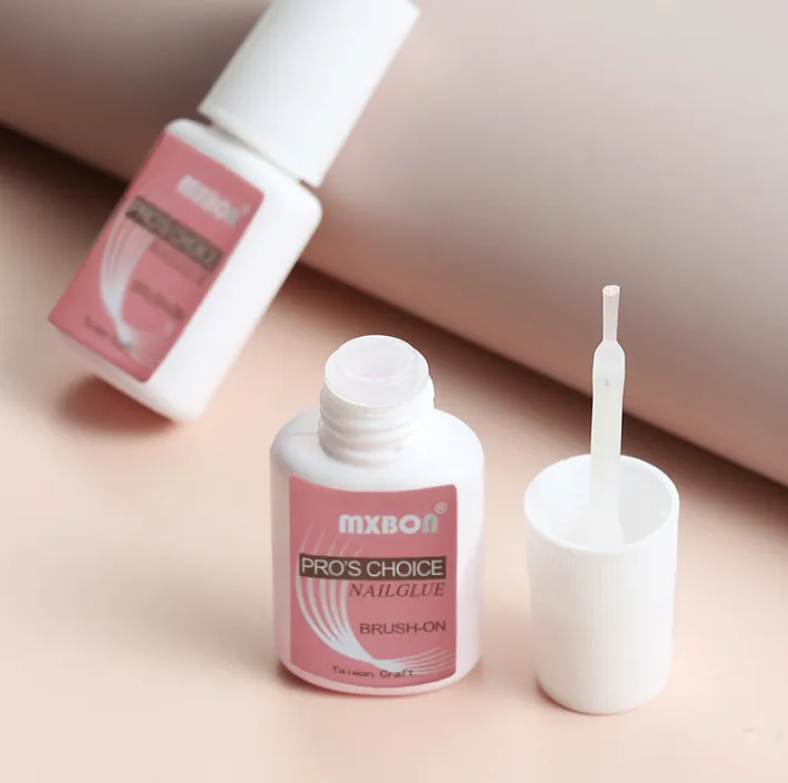 MXBON%20Pro%E2%80%99s%20Choice%20Nail%20Glue%20(Brush-On)%20-%20Image%202