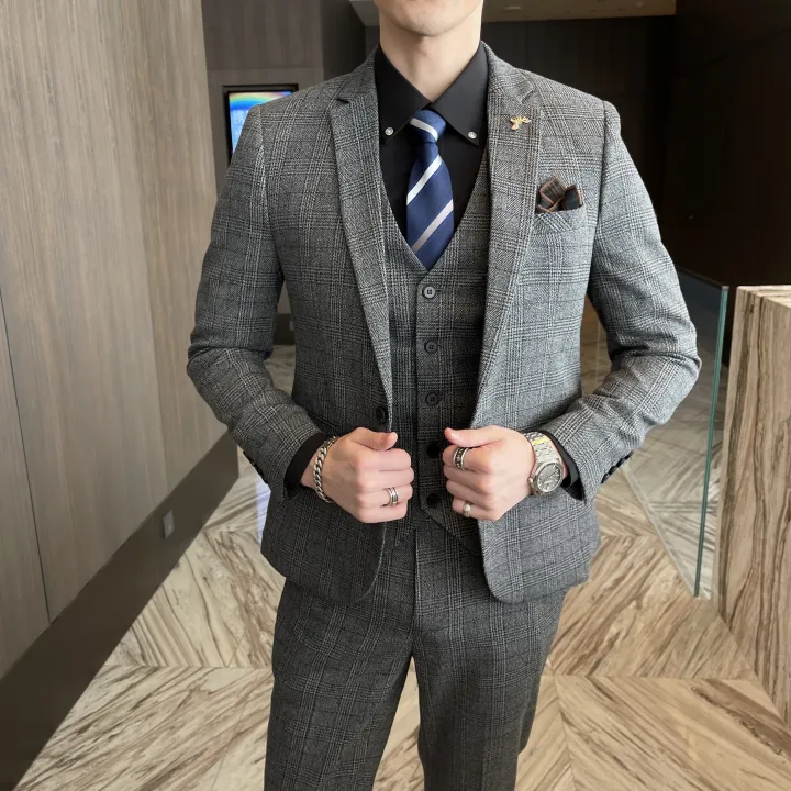 British%20Korean%20Style%20High%20Quality%20Modified%20Plaid%20Three-Piece%20Suit%20for%20Men%20-%20Stylish%20Business%20Casual%20Suit%20Vest%20And%20Trousers%20Set%20-%20Image%204