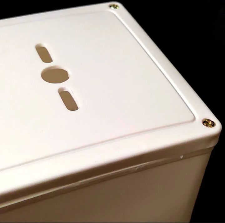 Electrical%20Change%20Over%20Switch%20Box%20Changeover%20Box%20High%20Quality%20Wall%20Mounted%20Open%20Box%20-%20Image%203