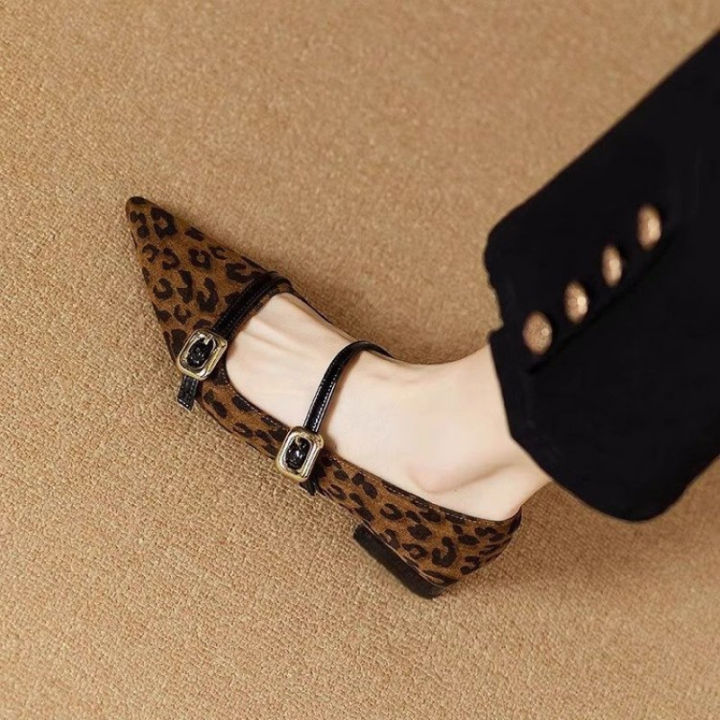2025%20Fall%20New%20French%20Pointed-Toe%20Leopard%20Print%20Mary%20Janes%20-%20Elegant%20Stylish%20Commuter%20Flat%20Shoes%20with%20Single%20Buckle%20-%20Image%205