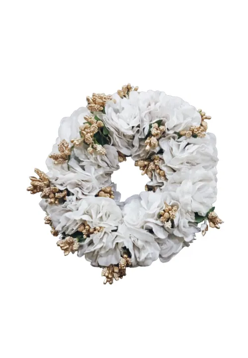 Artificial%20Hand%20Gajra%20Made%20With%20White%20Velvet%20Flower%20and%20pillons%20-%20Image%202