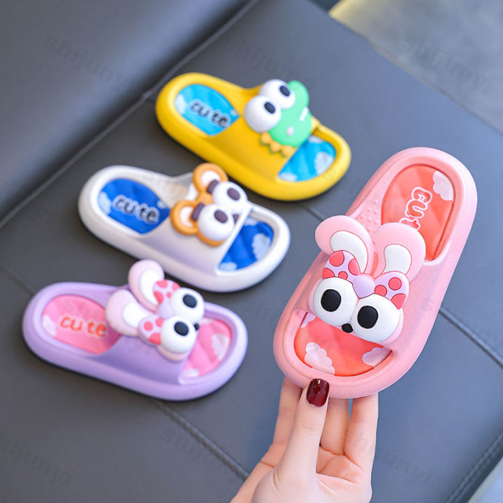 Childrens Sandals Slippers 2026 Summer Girls Cute Lovely Shoes Fashion Non Slip Soft Soles Boys Shoe Bathing Baby Beach Slippers