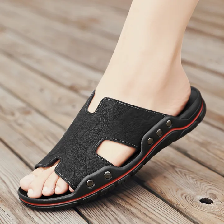 Summer%20Men%20Slippers%20Genuine%20Leather%20Breathable%20Clogs%20Sandals%20Beach%20Classics%20Leather%20Slides%20Outdoor%20Flip%20Flops%20Plus%20Size%20Men%20Shoe%20-%20Image%204