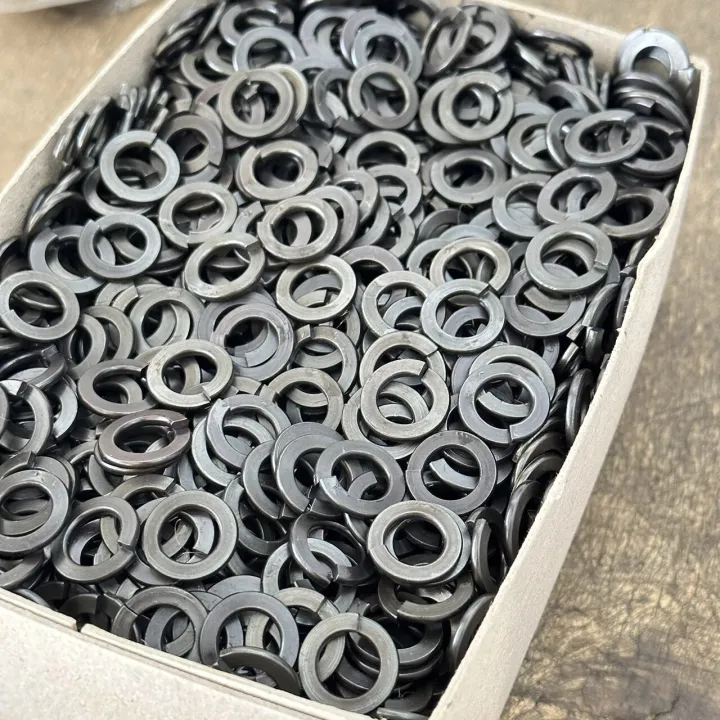 Black%20Spring%20washer%20black%20steel%20nut%20nut%20size%20M3%20M4%20M5%20M6%20M8%20M10%20M12%20M14%20M16%20M24%20din127%20-%20Image%203
