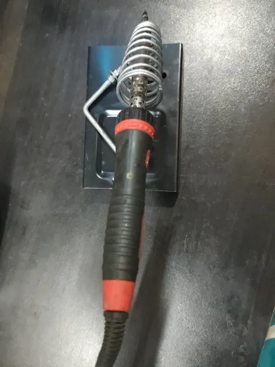 WE%20make%20Soldering%20Iron%20Stand%20China%20-%20Image%204