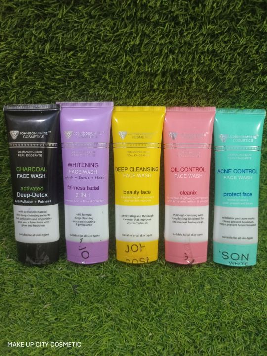 Johnson%20White%20Cosmetic%20-%20Acne%20Control%20Face%20Wash%20-100ml%20-%20Image%205
