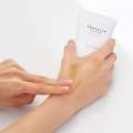 Skin 1004 Madagascar Centella Soothing
Cream 75ml. 