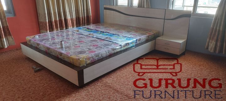 White%20Bed%20With%20Mattress%20_%20%20(%205Ft%C3%97%206.5Ft%20)%20-%20Image%203