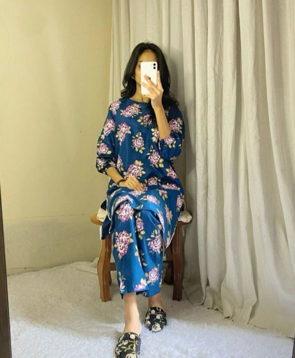 3D%20Block%20printed%202Pc%20GULAB%20design%20trending%20dress%20with%20Lace%20work%20on%20shirt%20and%20Elastic%20work%20on%20bazo%20for%20girls%20-%20Image%204