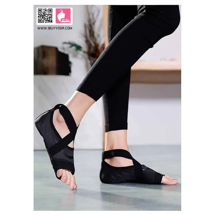 Yoga%20shoes%20with%20silicone%20button%20non%20slip%20yoga%20shoes%20Arista-Black%20-%20Image%207