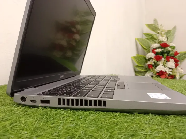 Dell%20Precision%203551%20Core-i5-10th%20Gen%2016%20GB%20RAM%20256%20GB%20SSD%20NVIDIA%20Quadro%20P620%204GB%20Card%20Touchscreen%2015.6%E2%80%B3%20-%20Image%203