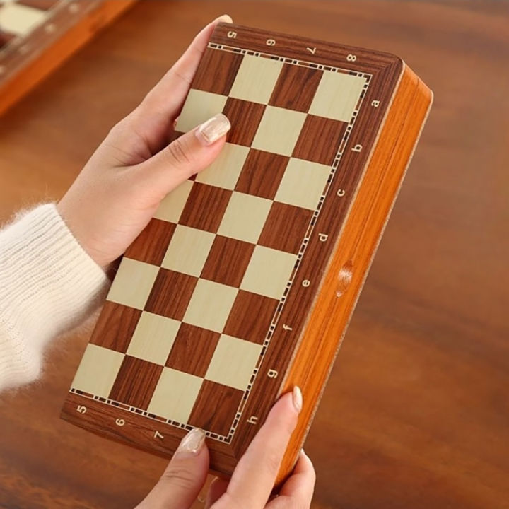 Rosewood%20Luxury%20Chess%20Set%20with%202%20Extra%20Queens%20%E2%80%93%20Chess%20Game%20Set%20with%20Storage%20Box%20Professional%20Tournament%20Chess%20Board%20for%20Adults%20-%20Image%202