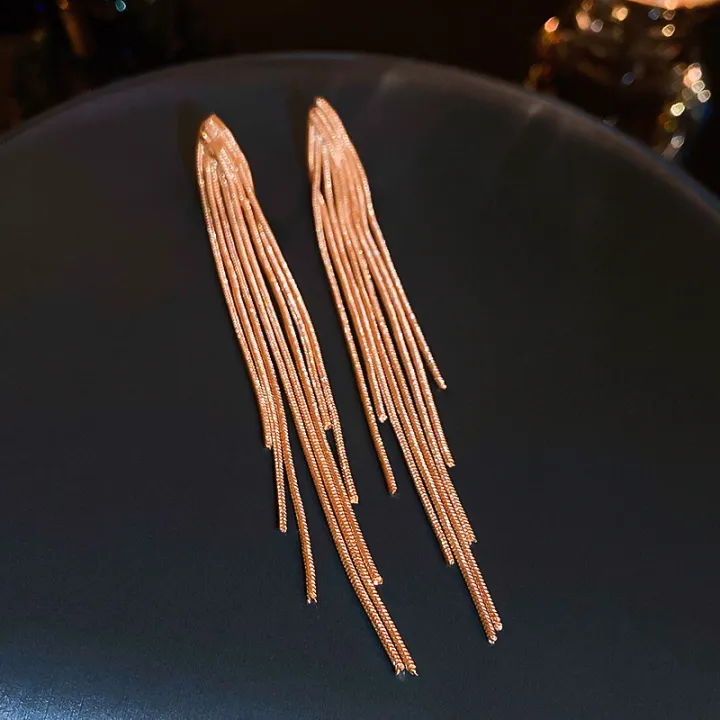 Chain%20Tassel%20Long%20Earrings%20for%20Women%20Light%20Luxury%20Premium%20Dangle%20Earrings%20Exaggerated%20Fashion%20Design%20Statement%20%20Jewelry%20-%20Image%205