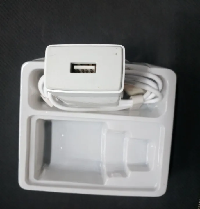 Realme%2027W%20Charger%20Type%20b%20-%20Image%202