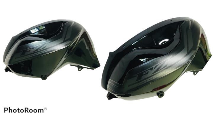 FZ%2016%20Version%202%20Shine%20Black%20Tank%20Cover%20Left%20Side%20-%20Image%203