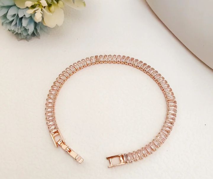Luxury%20Baguette%20Cut%20Crystal%20Bracelet%20for%20Women%20-%20Elegant%2018K%20Gold%20Plated%20Tennis%20Bracelet%20-%20Red,%20Black%20&%20Champagne%20Colors%20-%20Image%205