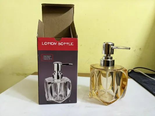 Crystal%20Hand%20Wash%20Dispenser%20350%20ml%20Soap,%20Conditioner,%20Shampoo,%20Gel,%20Liquid%20Dispenser%20Bottle%C2%A0.%20-%20Image%207