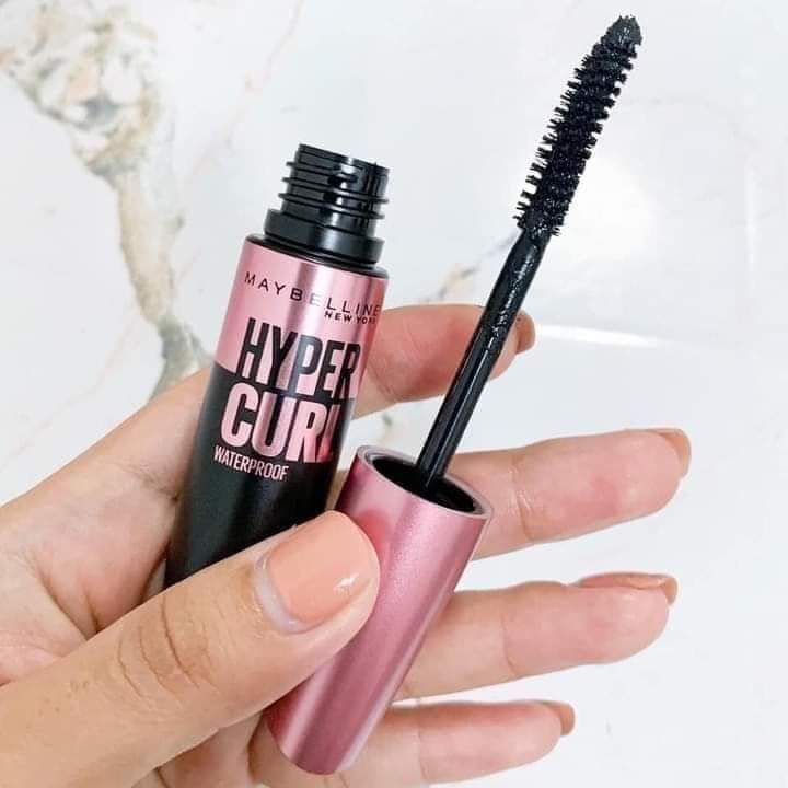 Maybelline%20Hyper%20Curl%20Mascara%20(Waterproof)%20-%20Image%208