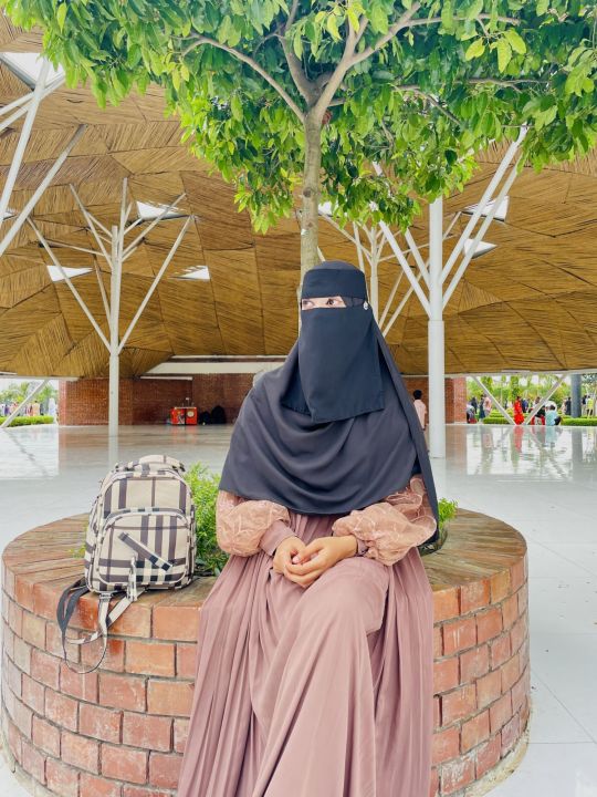 Buy%201%20Get%201%20Free%20Muslim%20Women%20Stylish%20Pendant%20Arabian%20Niqab%20-%20Image%204