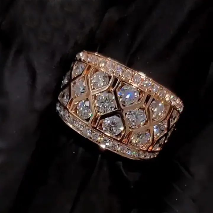 Huitan%20Gorgeous%20Women%20Wedding%20Rings%20Full%20with%20Bling%20Bling%20Cubic%20Zircon%20Engagement%20Party%20Statement%20Accessories%20for%20Female%20Jewelry%20-%20Image%206