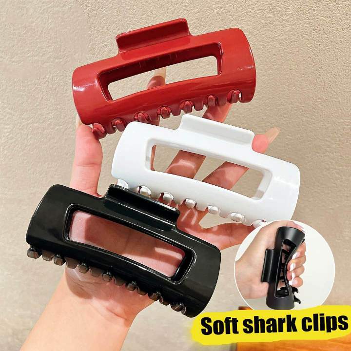 Safe%20Soft%20Silicone%20Shark%20Clip%20Anti%20Collision%20Protection%20for%20The%20Back%20of%20The%20Head%20Anti%20Fall%20Women's%20Hair%20Clip%20Advanced%20Feeling%20-%20Image%204