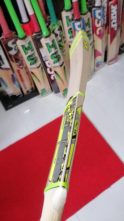 Tournament%20quality%20Softball%20cricket%20bat%20Free%20Bat%20grip%20-%20Image%205